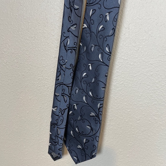ALFANI Men’s 100% Silk Pattern Dress Tie Blue Gray - Picture 4 of 5